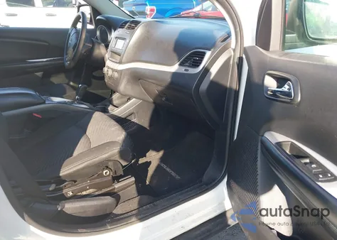 2014 Dodge Journey Sxt z USA, uszkodzony, nr VIN 3C4PDDBG7ET251516